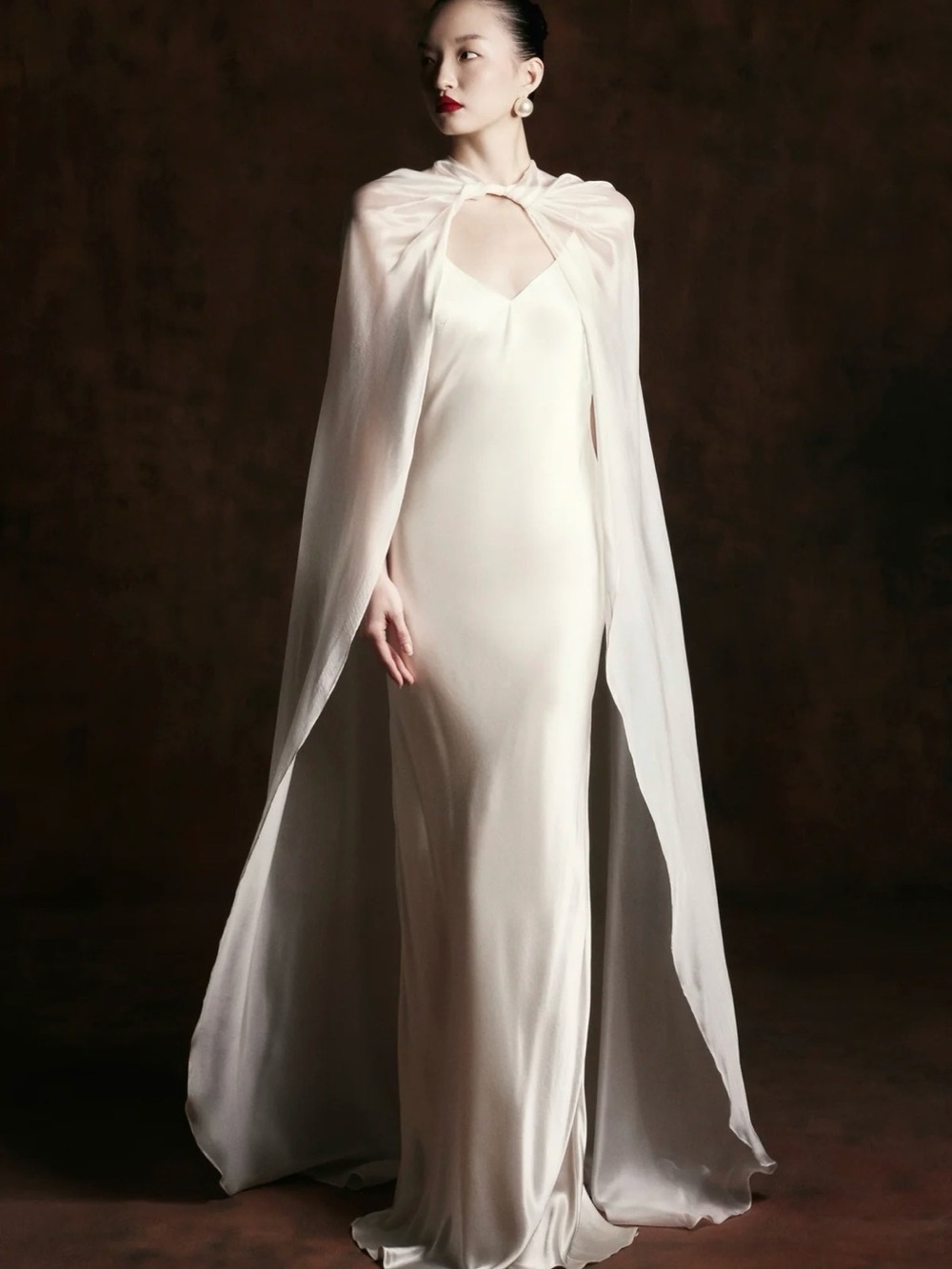 Elegant Ivory Backless Slip Dress with Button Detail - Picture 9 of 10